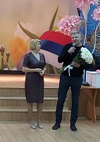 Игорь Винников поздравил газету «Здравствуйте, нефтеюганцы!» с юбилеем